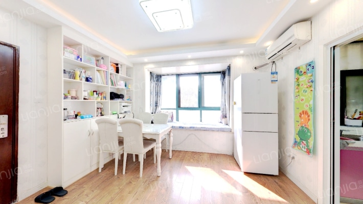 南方花园A组团二手房实景图