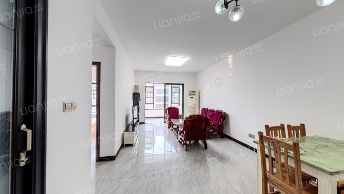 中梁星都荟二手房实景图