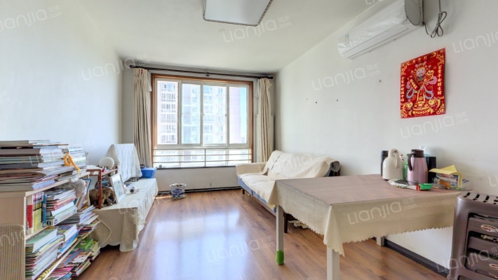 橙色年代二手房实景图