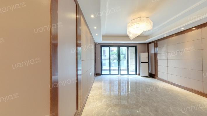 恒大御湖湾B区二手房实景图