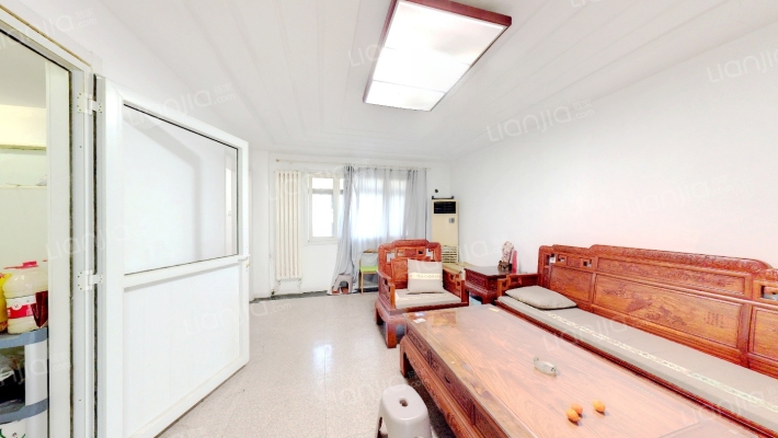 中乒公寓二手房实景图