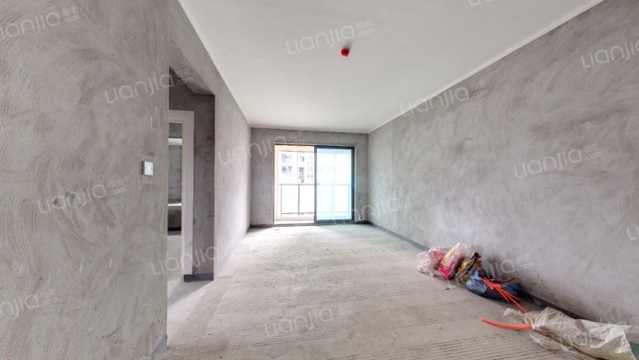 鲁能泰山7号六街区二手房实景图