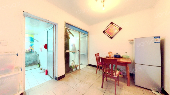 鑫港花苑二手房实景图