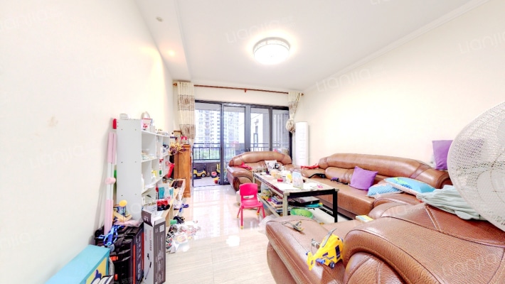 越秀岭南雅筑二手房实景图