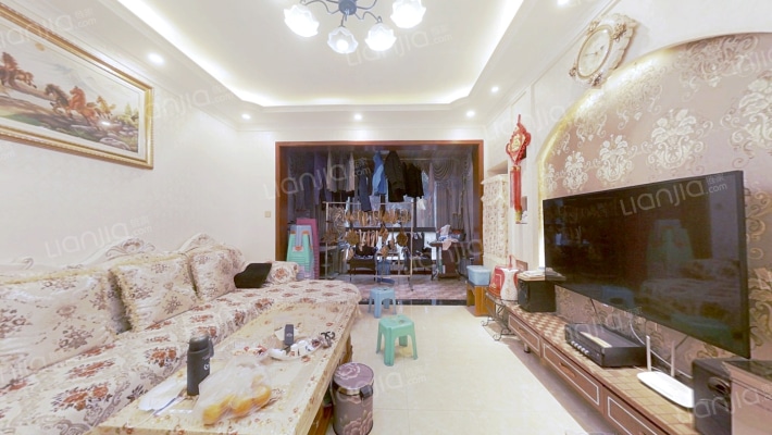 隆鑫爱琴海一期二手房实景图