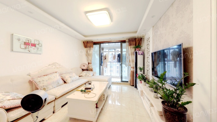 嘉盛维纳阳光二手房实景图