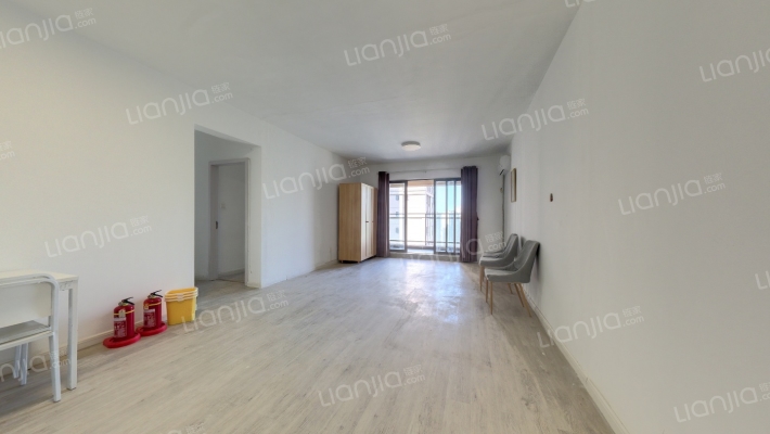 滨江琉森二手房实景图