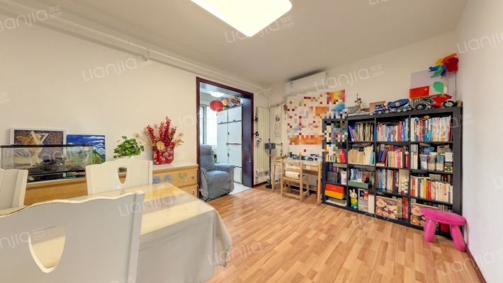 花家地南里二手房实景图
