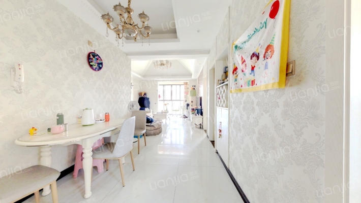 天旭逸城二手房实景图