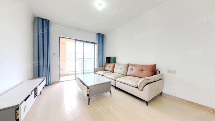 美的新城公园天下二手房实景图