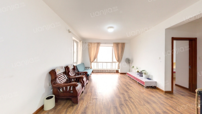 华泰新都C区二手房实景图