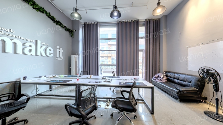 世茂水城二手房实景图