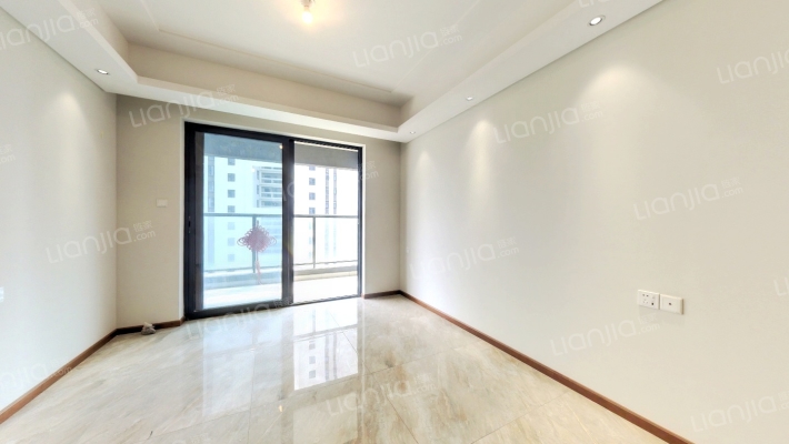 保利军运村二手房实景图