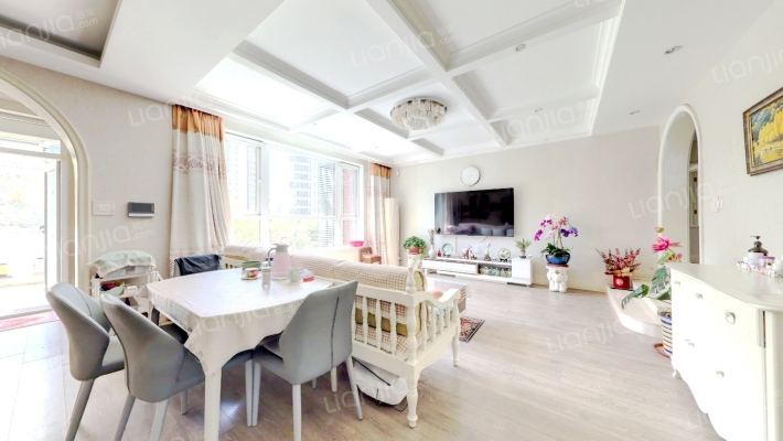 万科生态城花院二手房实景图