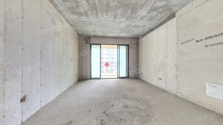 润和国际广场二手房实景图