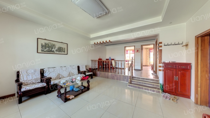 蓝天花园二手房实景图