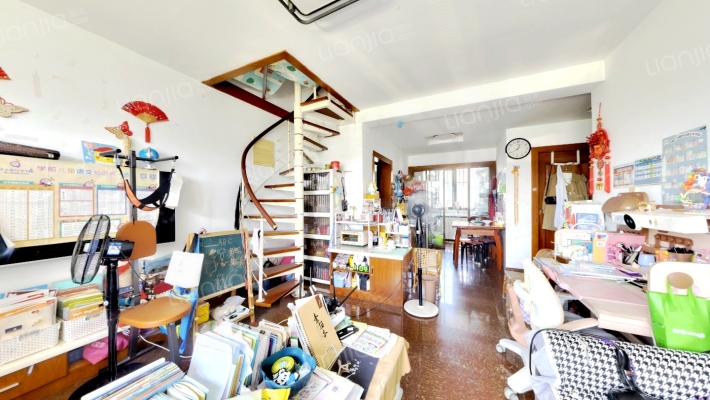 华亭新家三辰苑二手房实景图