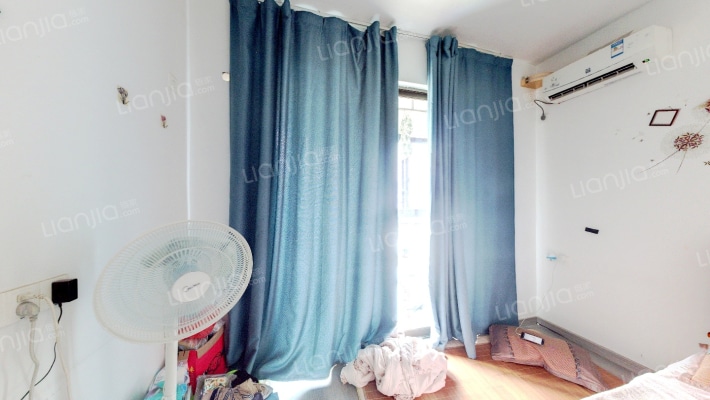 雅园二手房实景图