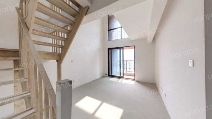 中锐琅石名筑二手房实景图