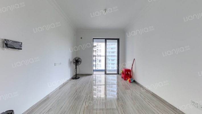 小径海岸城花园二手房实景图