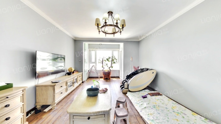 保利拉菲公馆B区二手房实景图