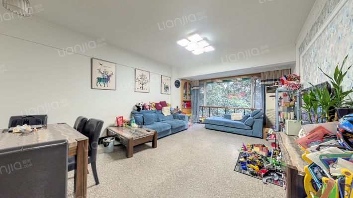 草堂小筑二手房实景图