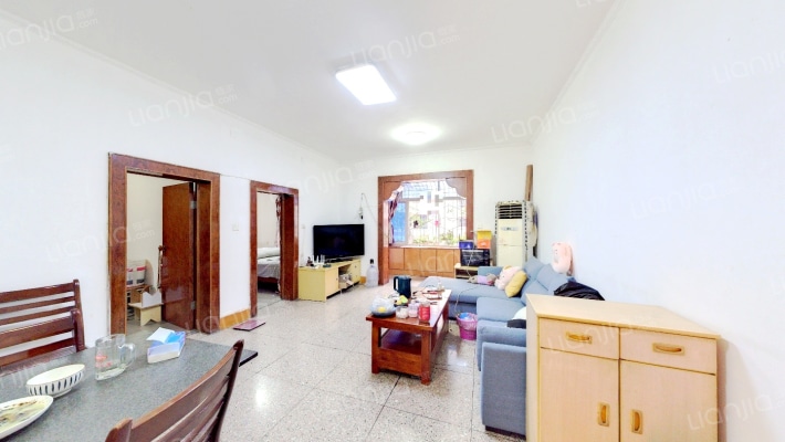 黄金堡普通住宅小区二手房实景图