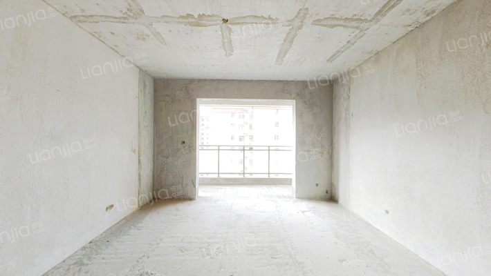 金磊凤凰山二手房实景图