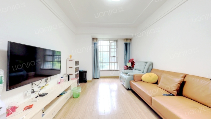 当代安普顿小镇二手房实景图