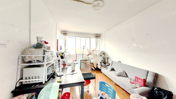 三桥轮胎厂宿舍二手房实景图