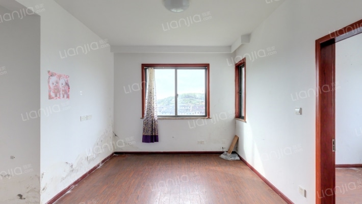 鄞州区横溪商会人才公寓二手房实景图