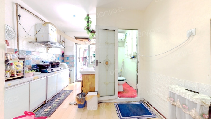 海防里二手房实景图