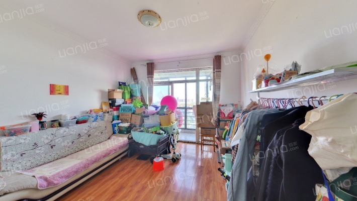 光谷地产湾郡二手房实景图