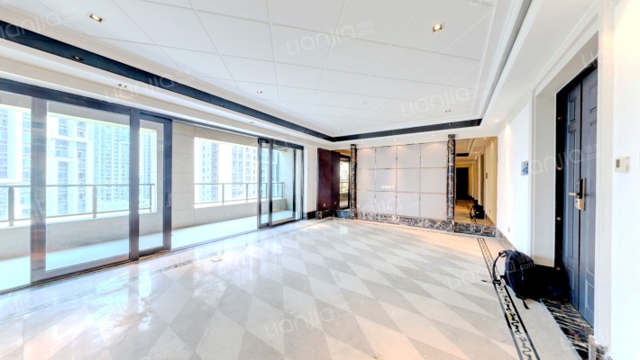 绿地锦天府二手房实景图