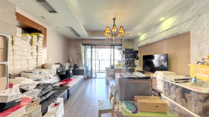 保利香槟国际二手房实景图