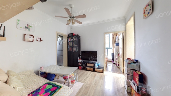 新高苑(一期)二手房实景图