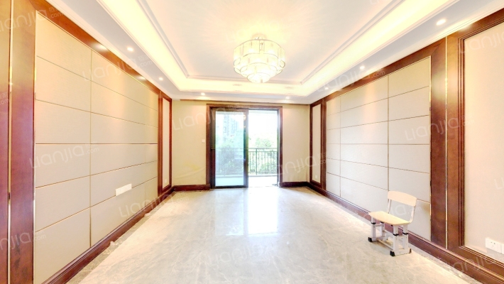 裕亚银湖城二期二手房实景图