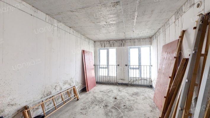 中航MYTOWN二手房实景图