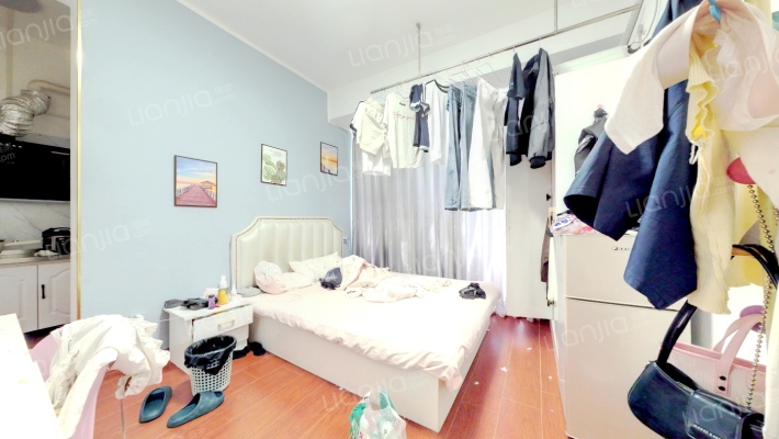 空港陆号二手房实景图