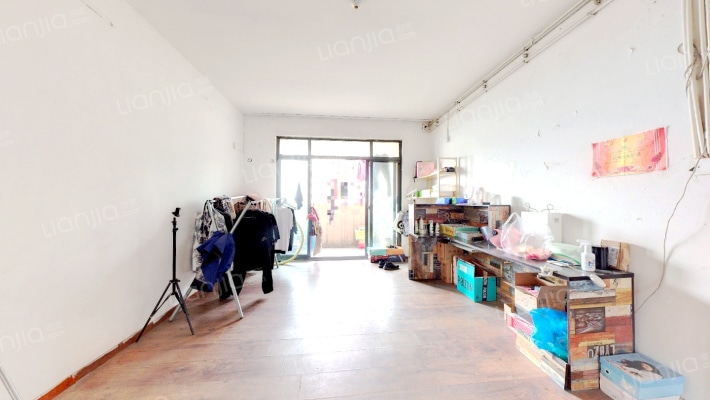 五新花园二区二手房实景图