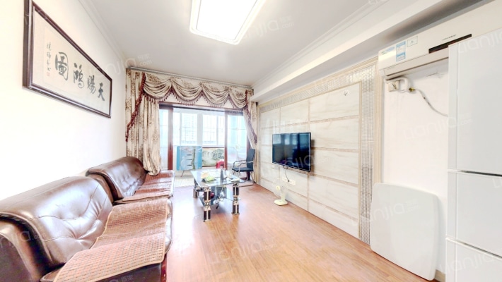 电影大厦二手房实景图