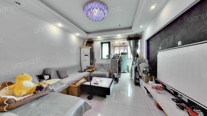 白兰地二手房实景图