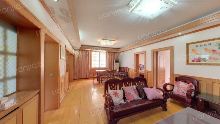 东泉花苑二手房实景图