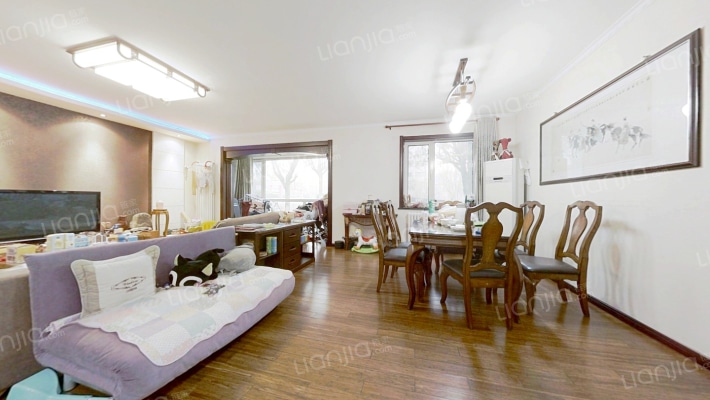 鲁能领秀城F区二手房实景图