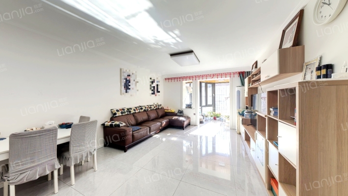 第六大道道俊华园二手房实景图