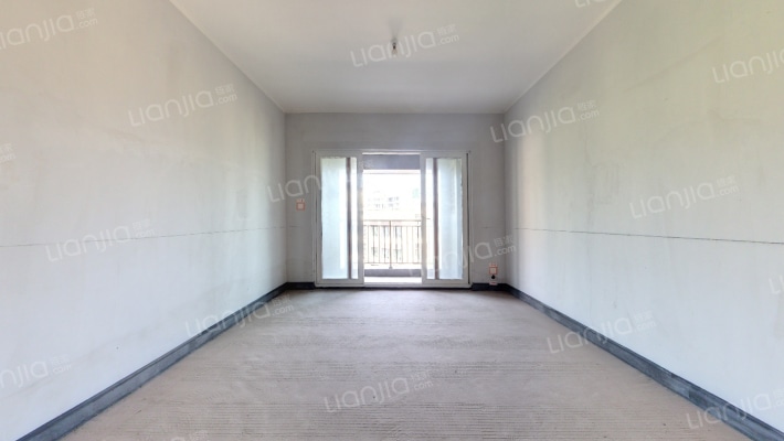 融创江南融府二手房实景图