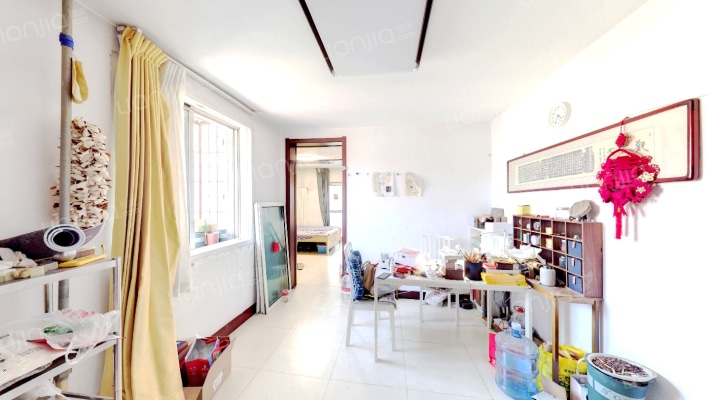 龙居花园8区二手房实景图