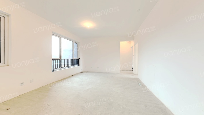 泰美蓝山二手房实景图