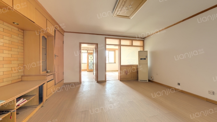 新城花园二手房实景图