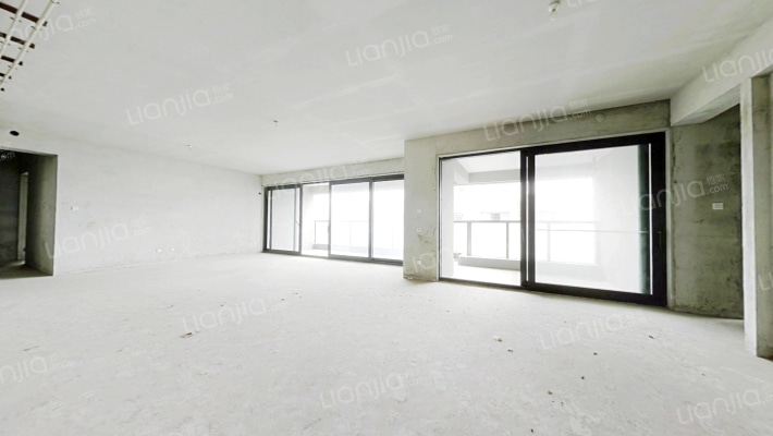 华侨城LOFT公馆二手房实景图